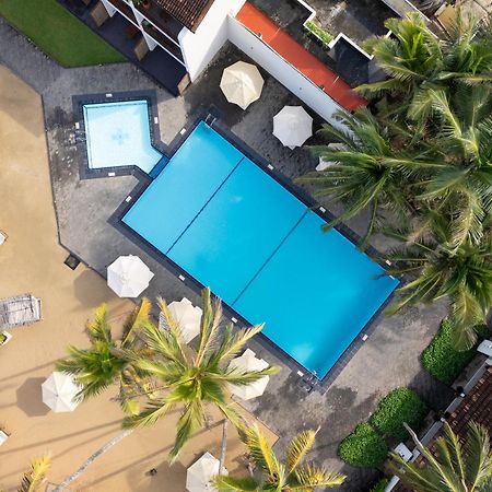 Ekho Surf Hotel Bentota Ngoại thất bức ảnh