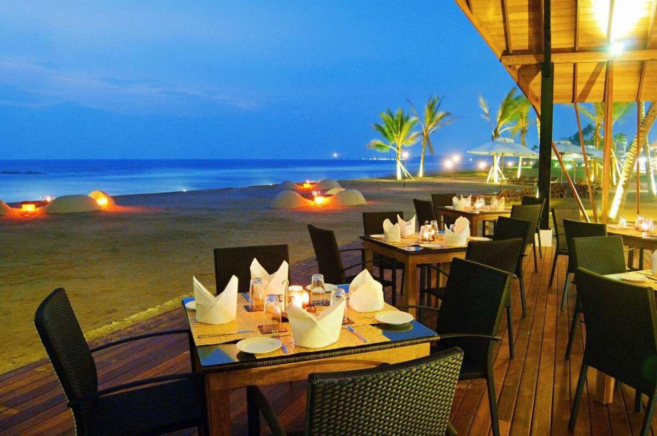Ekho Surf Hotel Bentota Ngoại thất bức ảnh