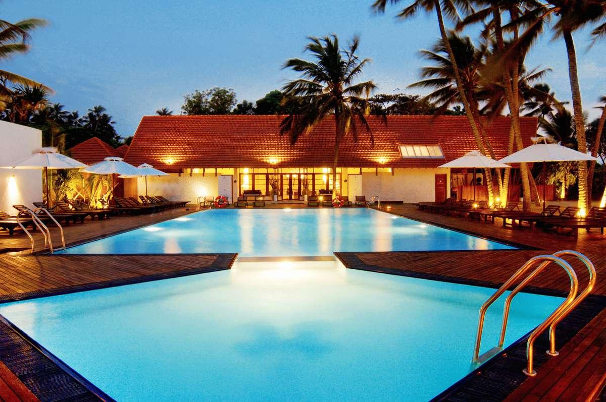 Ekho Surf Hotel Bentota Ngoại thất bức ảnh