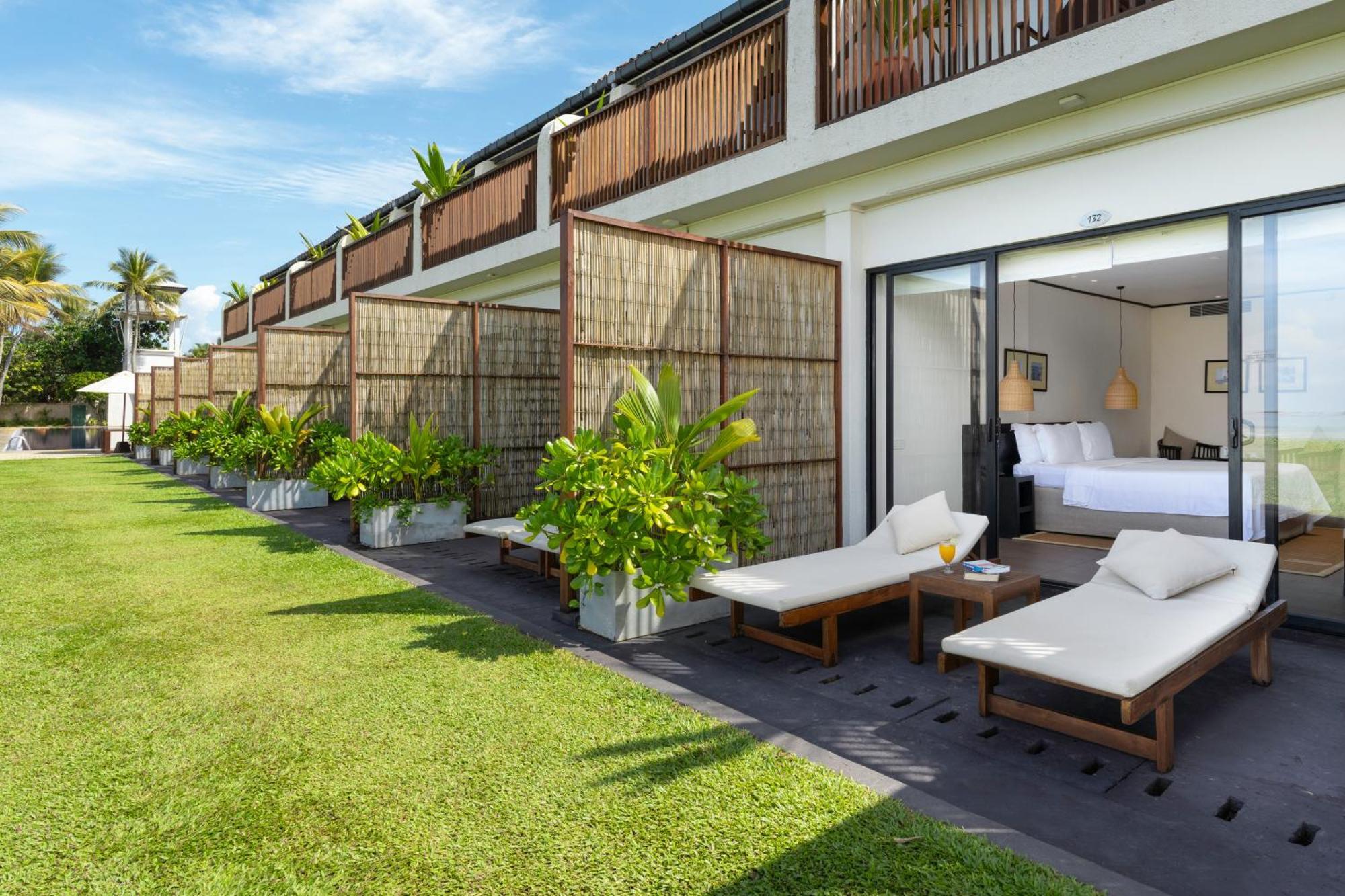 Ekho Surf Hotel Bentota Ngoại thất bức ảnh