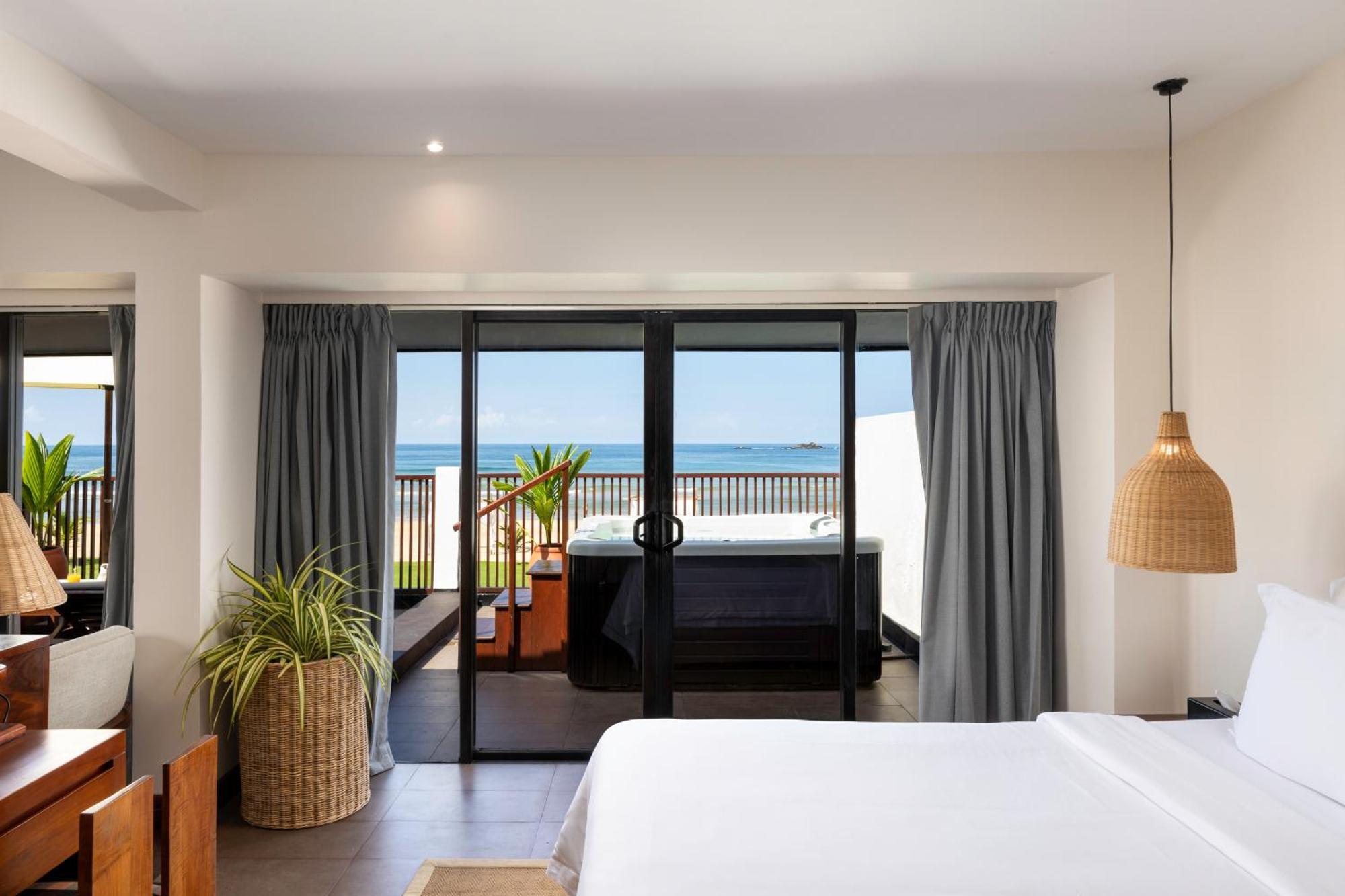 Ekho Surf Hotel Bentota Ngoại thất bức ảnh