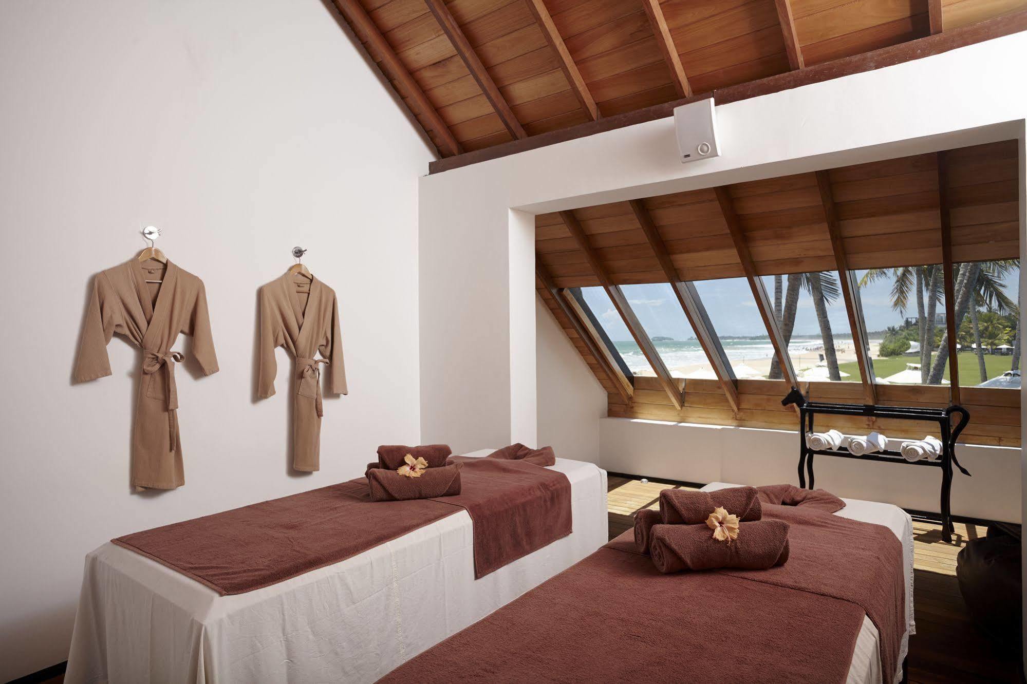 Ekho Surf Hotel Bentota Ngoại thất bức ảnh